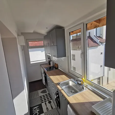 Emona 5 Floor 4 Διαμέρισμα