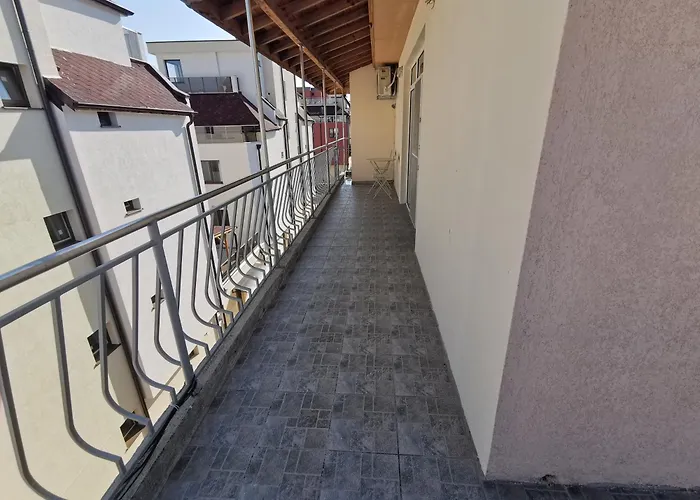 Emona 5 Floor 4 Апартамент *